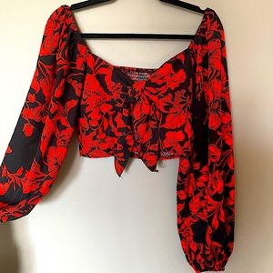 Black and red floral cropped blouse with flow sleeves